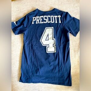 Dallas Cowboys #4 Dak Prescott
Nike Short SleeveCotton Tshirt sz youth med 10/12